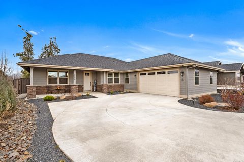 2758 NW 23rd Loop N Redmond OR 97756
