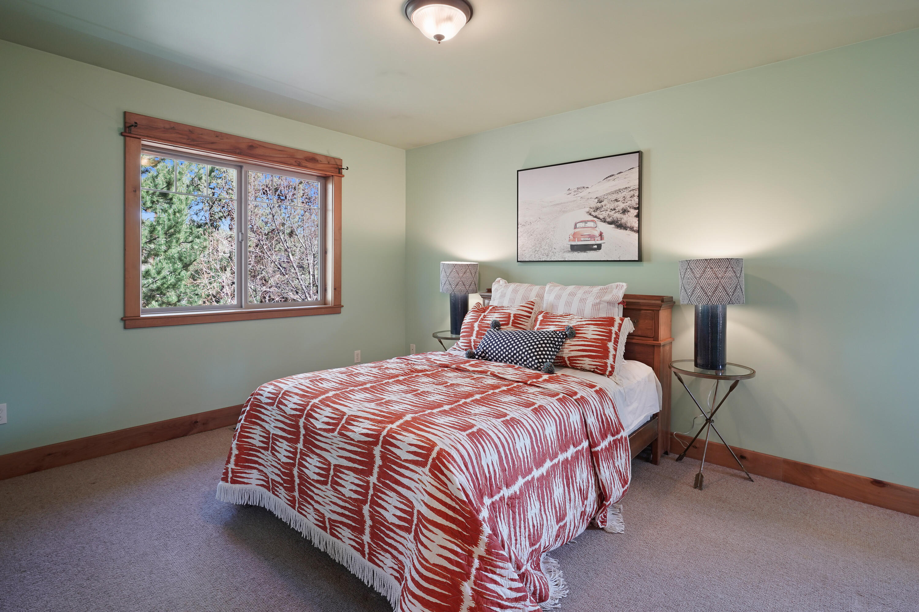 Desc Rvr Hmst Rimrk - Residential