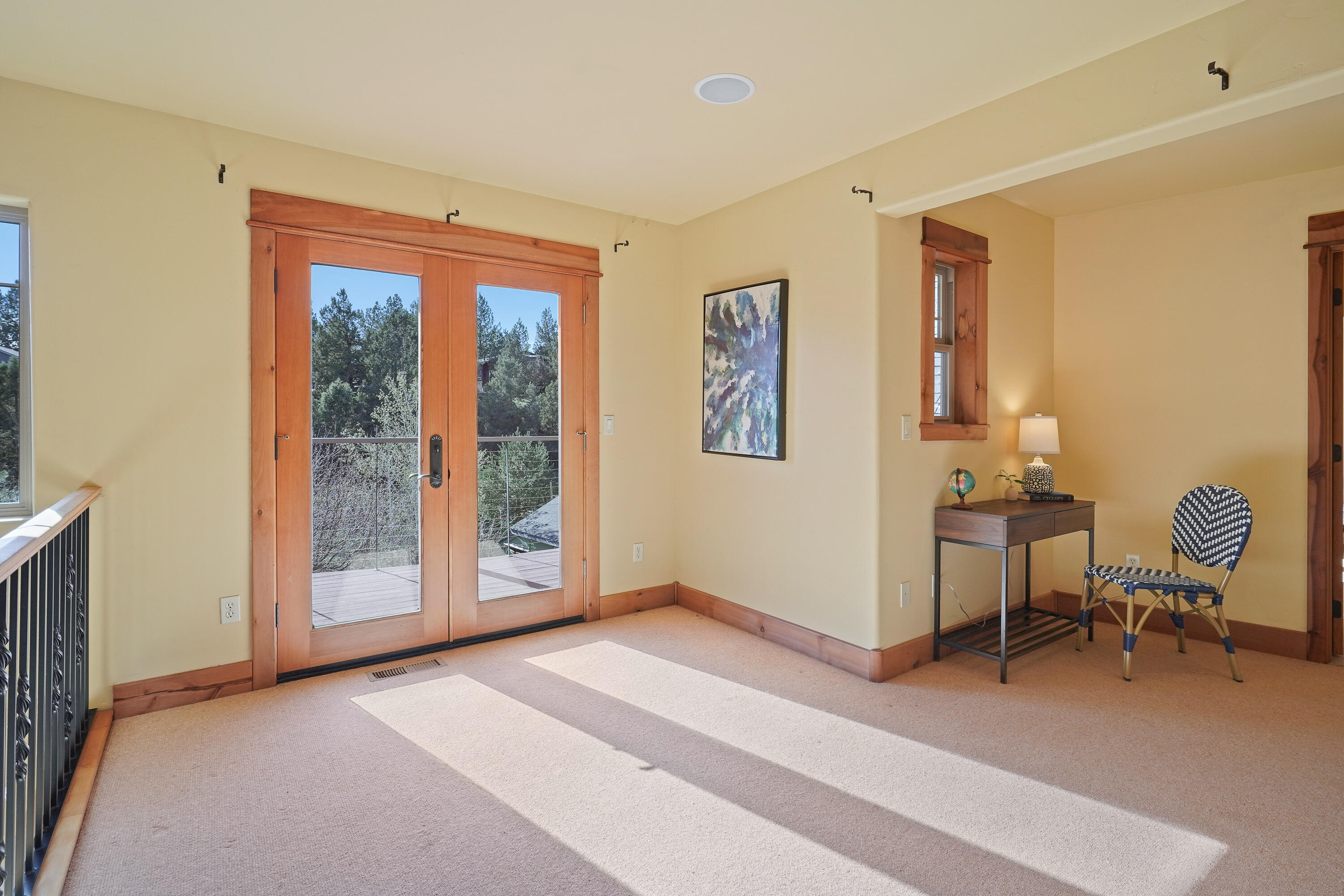 Desc Rvr Hmst Rimrk - Residential