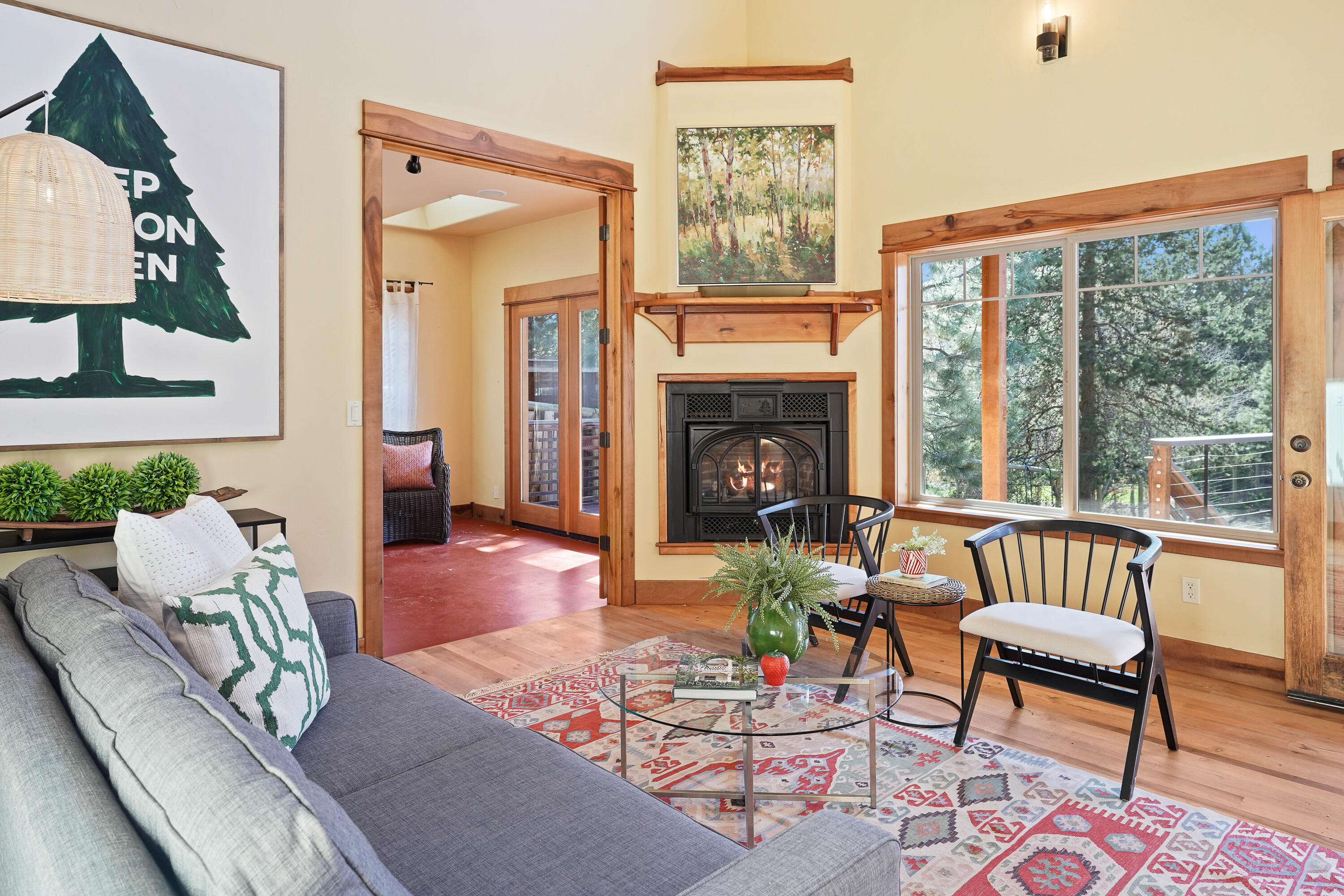 Desc Rvr Hmst Rimrk - Residential