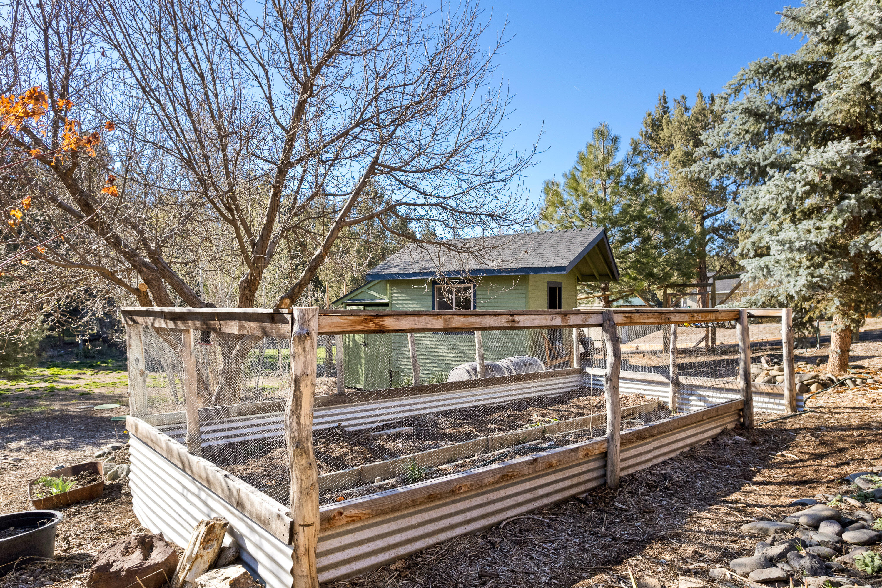 Desc Rvr Hmst Rimrk - Residential