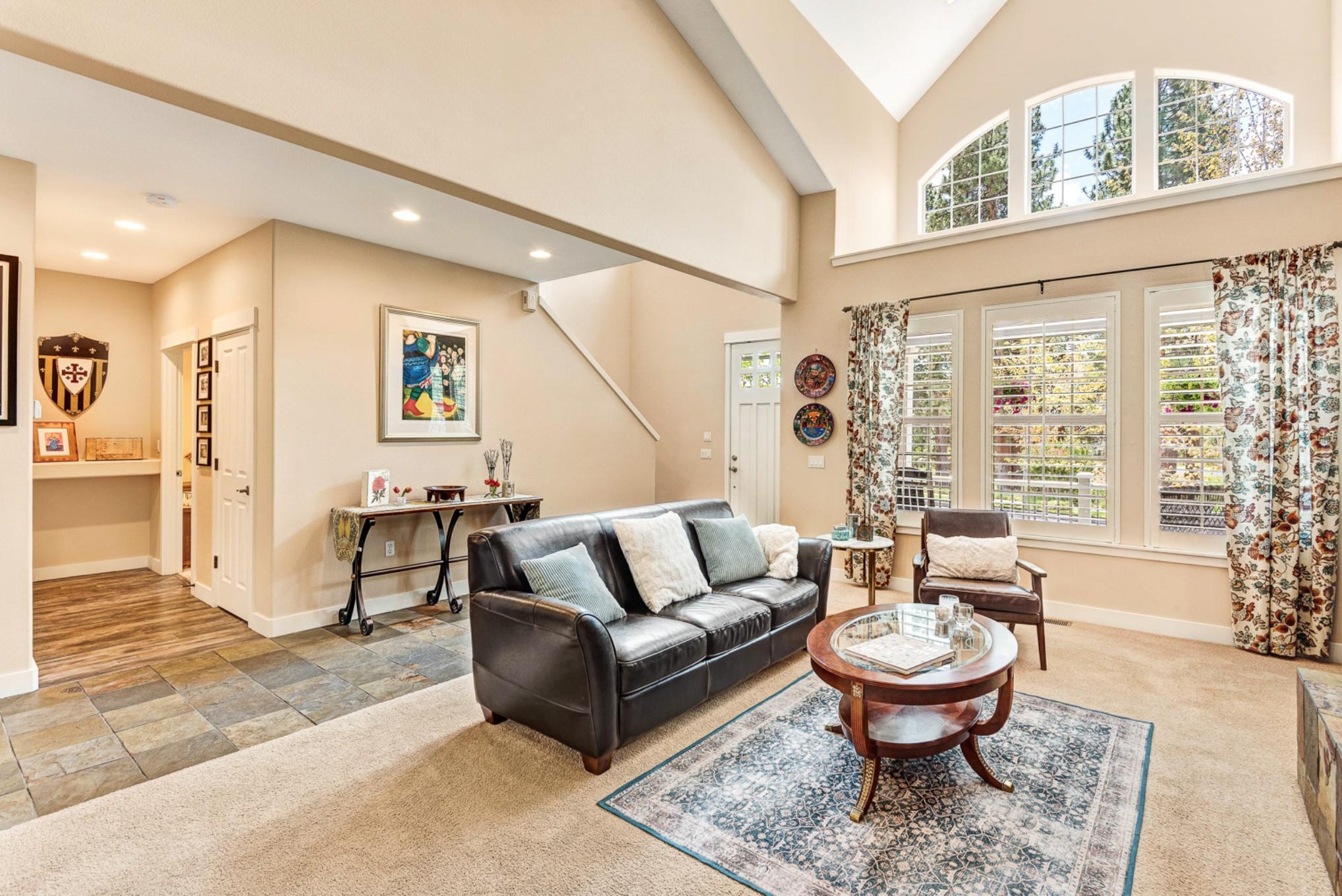 Skyliner Summit - Residential