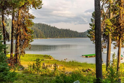 60122 Cascade Lakes Highway Bend OR 97702