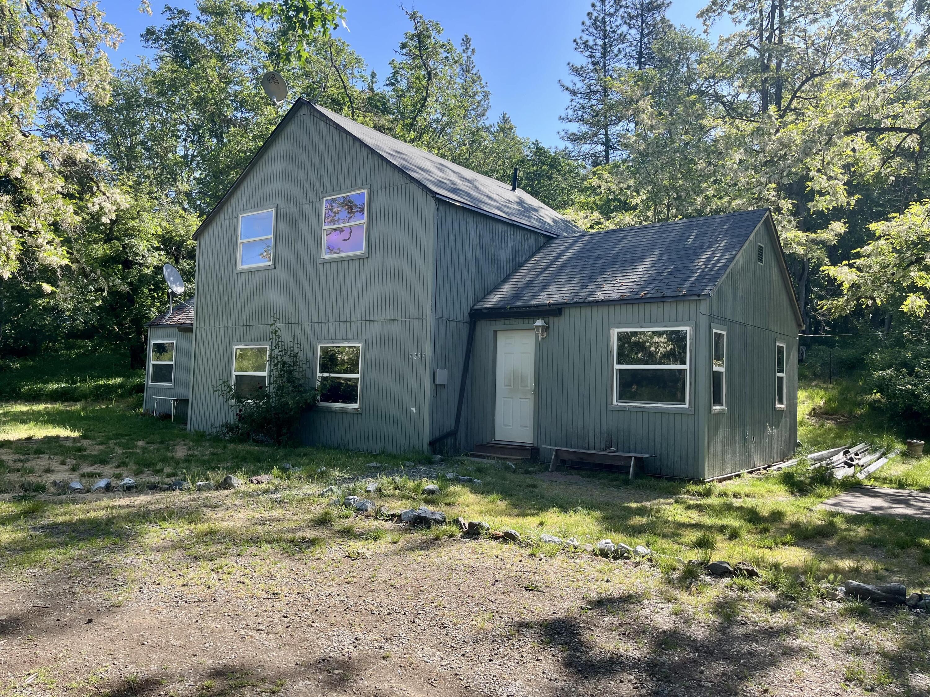 7255 Holland Loop Road