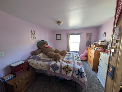 Tiny photo for 1850 Hope Street, Klamath Falls, OR 97603 (MLS # 220219268)