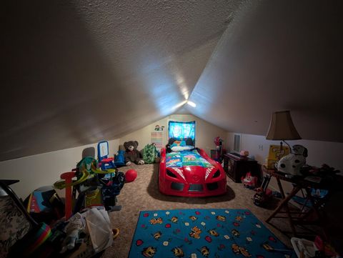 Tiny photo for 1850 Hope Street, Klamath Falls, OR 97603 (MLS # 220219268)