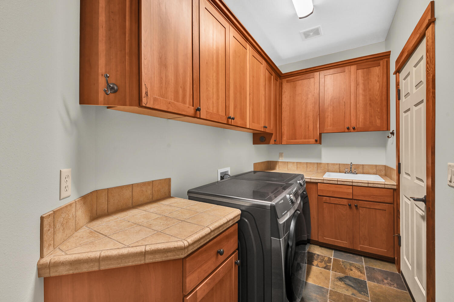 River Rim - Residential