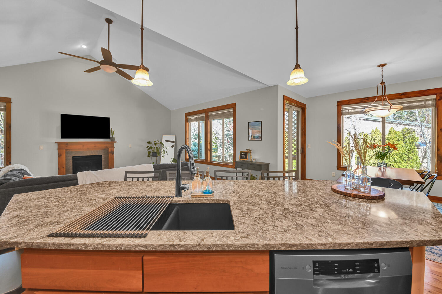 River Rim - Residential