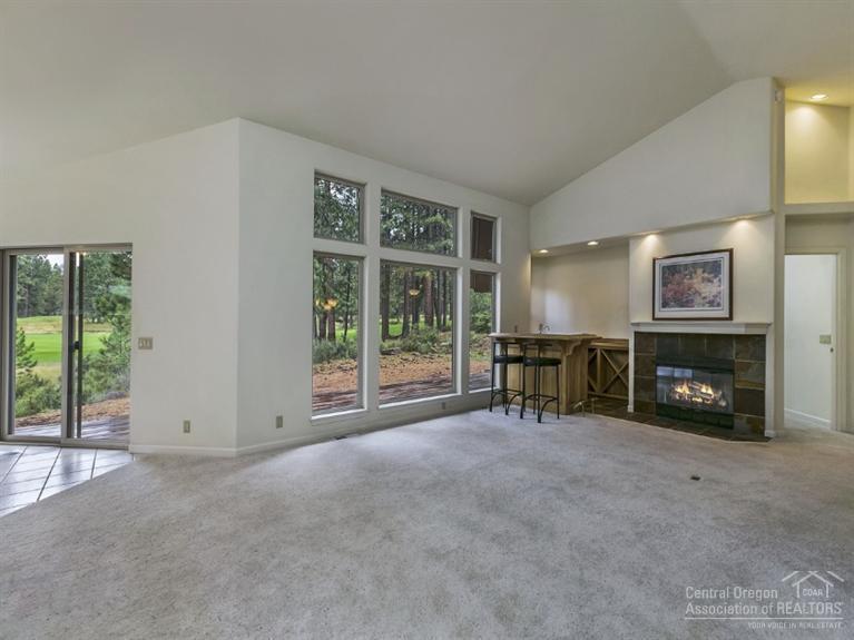 7th Mtn Golf Village - Residential