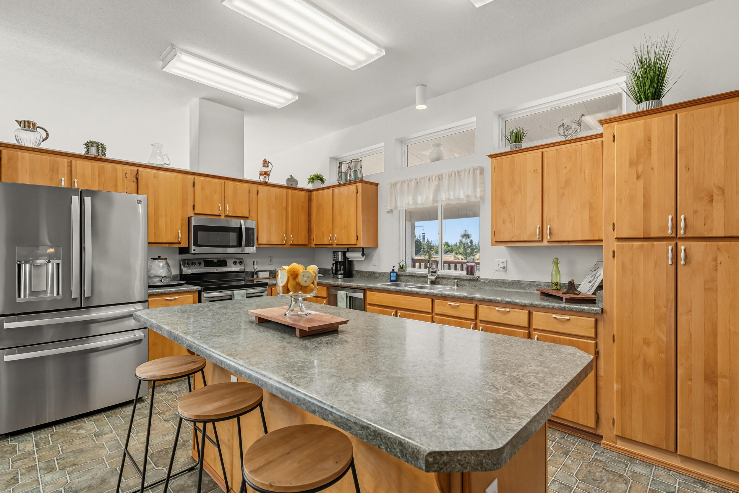 Shady Cove Heights Subdivision - Residential