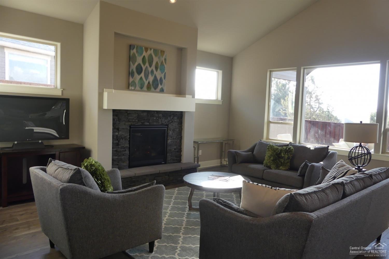 Crescent Creek - Residential