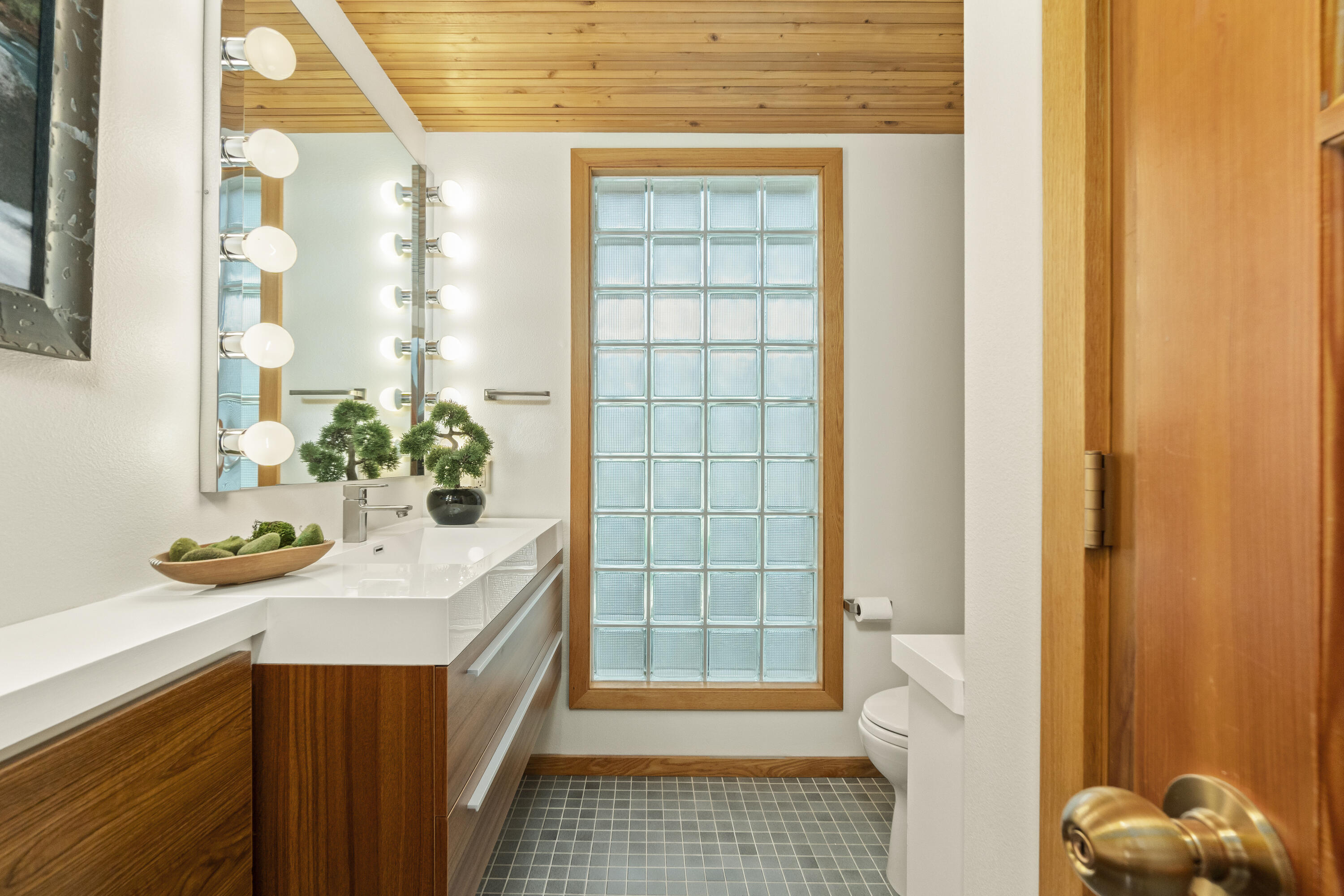 7th Mtn Golf Village - Residential