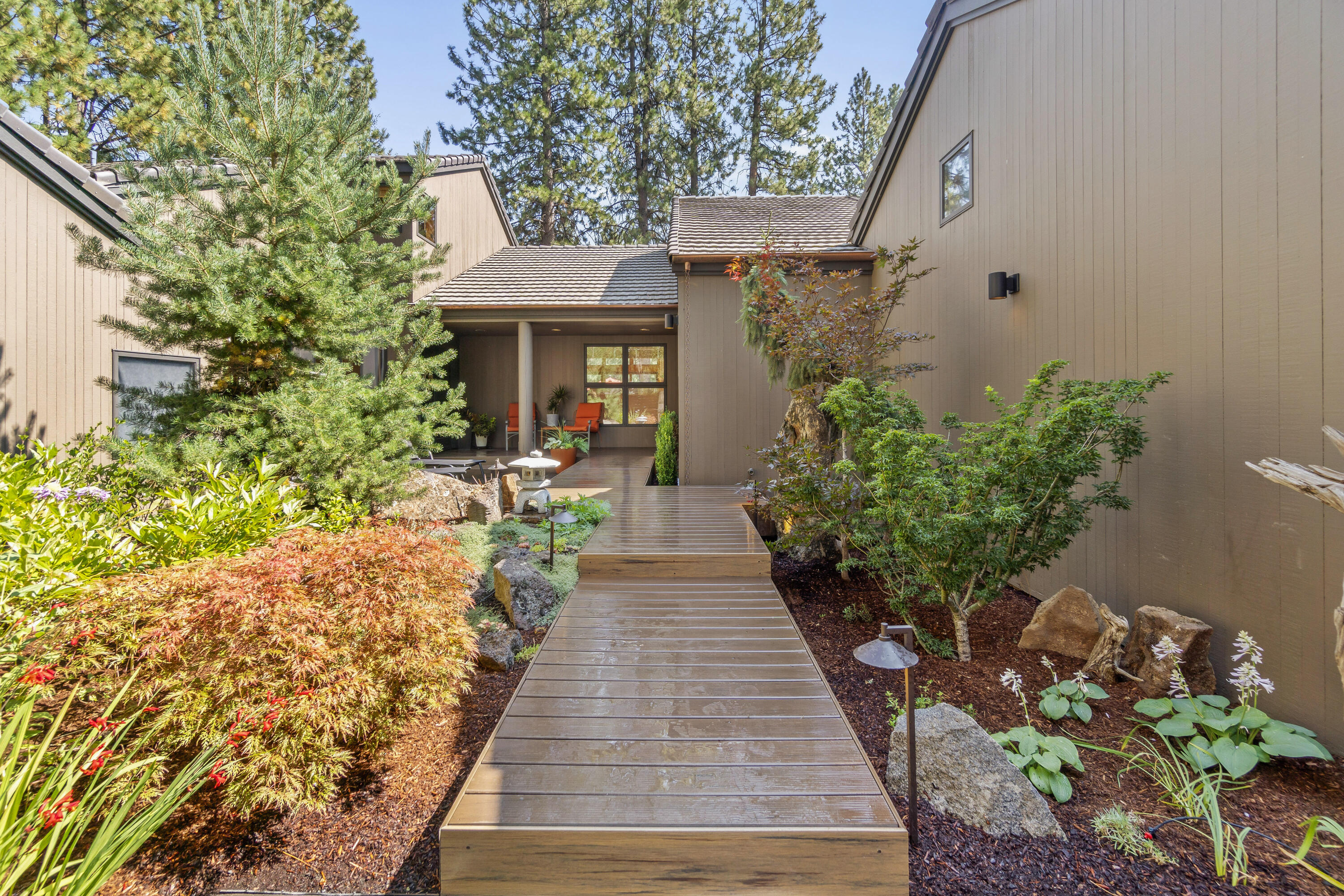 7th Mtn Golf Village - Residential