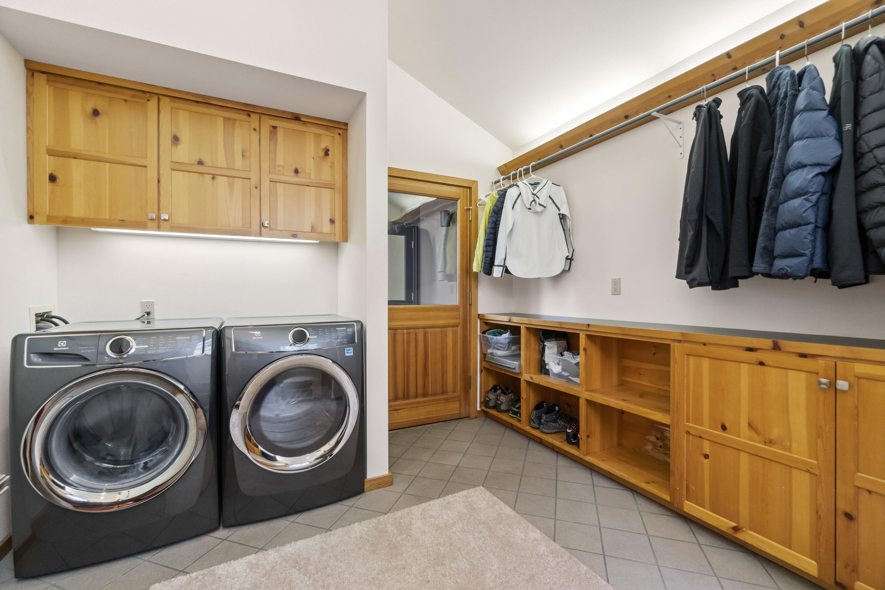 7th Mtn Golf Village - Residential