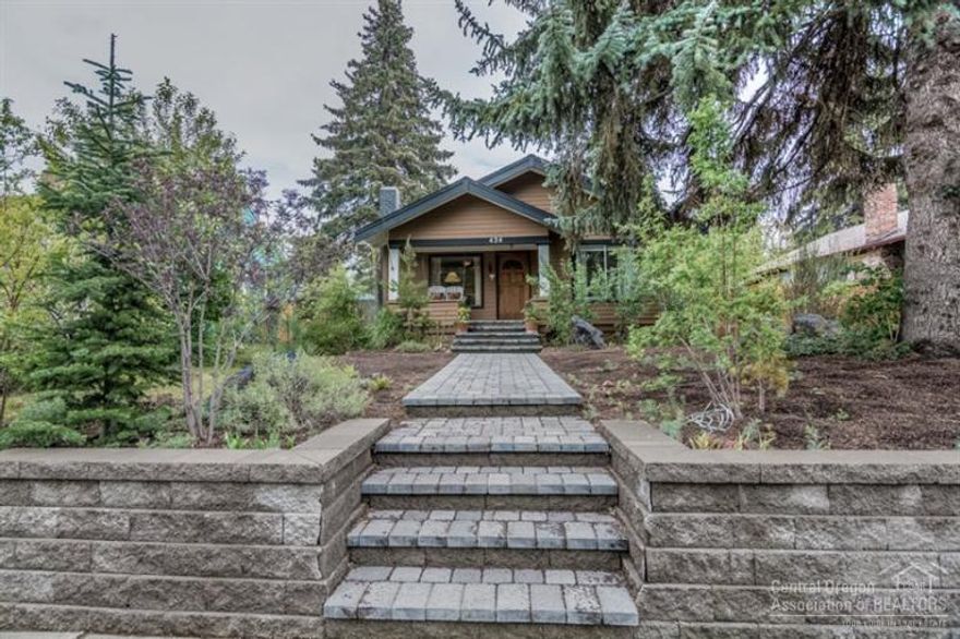 Special location just one block from Drake Park yet out of the bustling traffic. Privacy and west side charm with easy maintenance landscaping and private back gardens! Master suite offers limestone tile counters and shower plus Japanese soaking tub and large walk-in closet. Remodeled gourmet kitchen with Marmoleum floors.