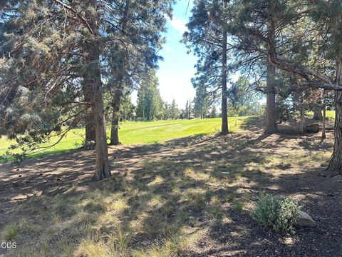 Tiny photo for 2533 NW Pine Terrace Drive, Bend, OR 97703 (MLS # 220223522)