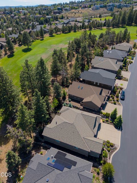 Tiny photo for 2533 NW Pine Terrace Drive, Bend, OR 97703 (MLS # 220223522)