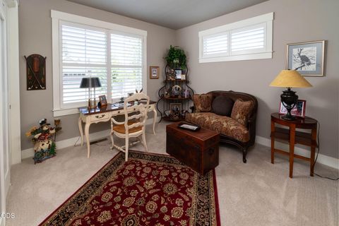 Tiny photo for 2533 NW Pine Terrace Drive, Bend, OR 97703 (MLS # 220223522)