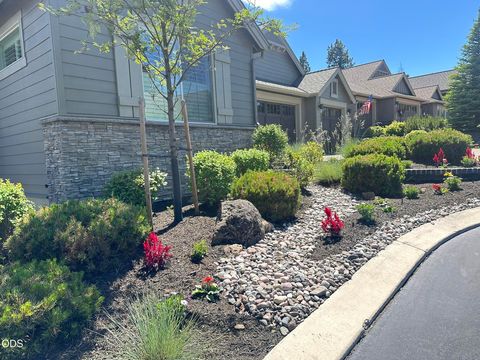 Tiny photo for 2533 NW Pine Terrace Drive, Bend, OR 97703 (MLS # 220223522)