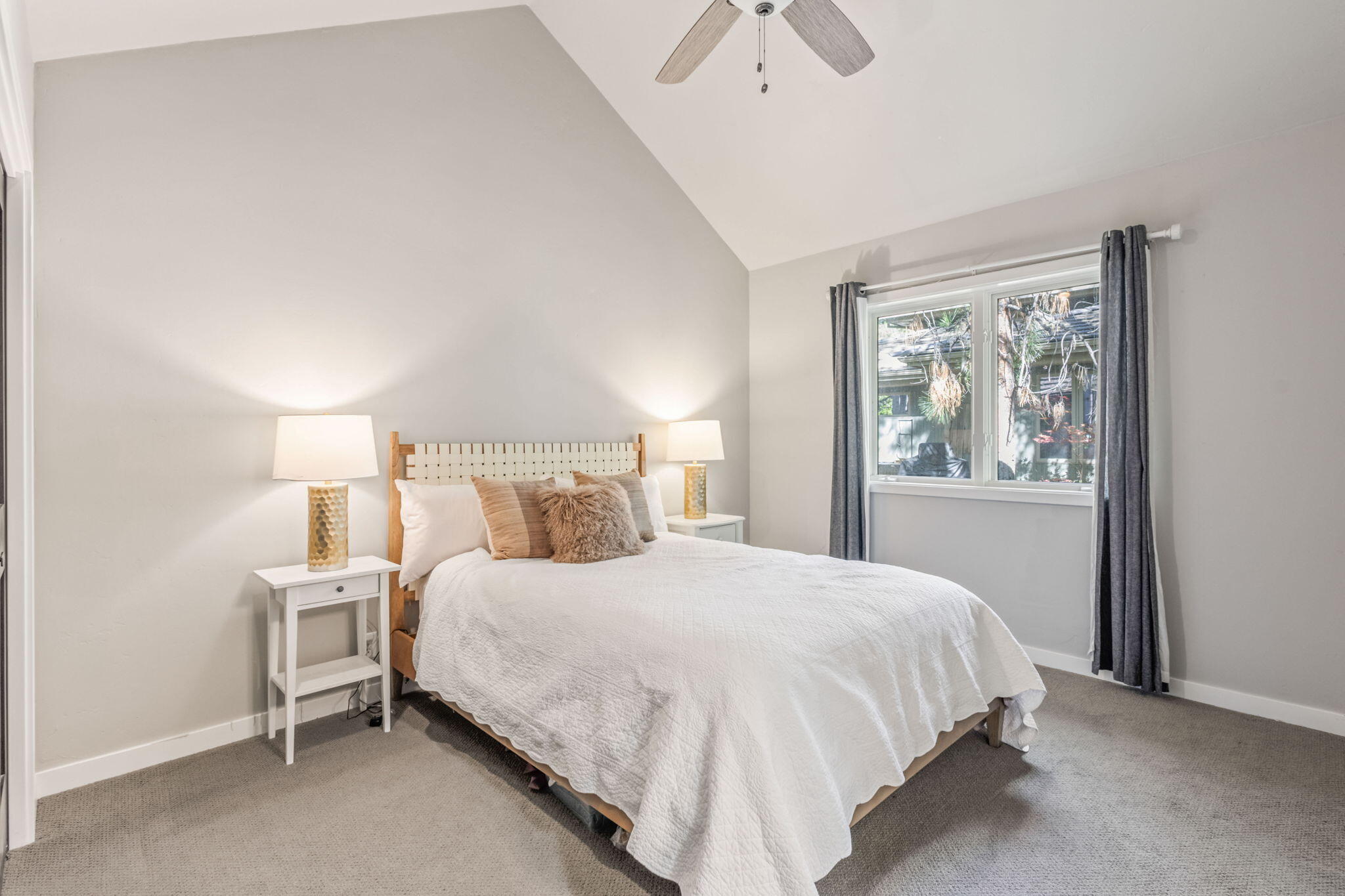 Broken Top - Residential