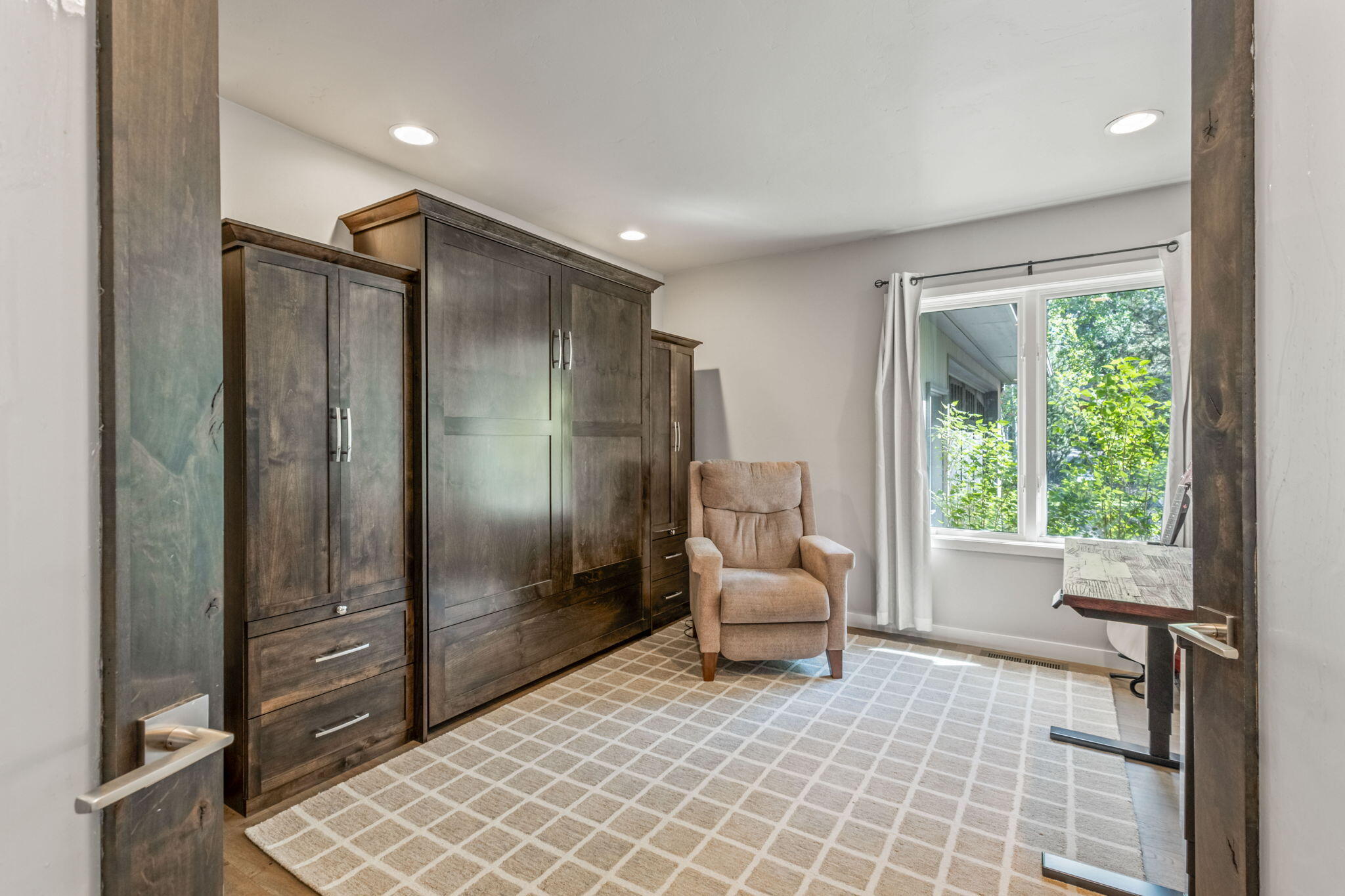 Broken Top - Residential