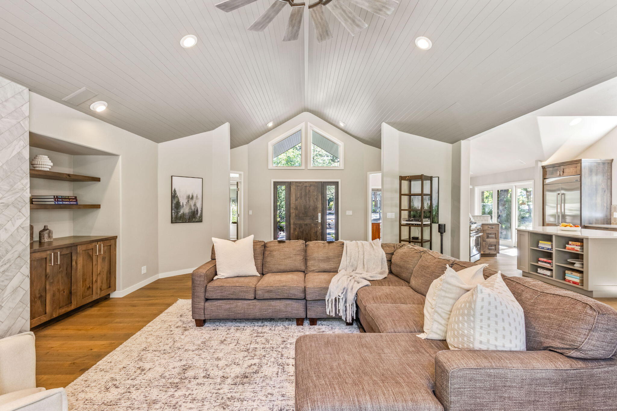 Broken Top - Residential