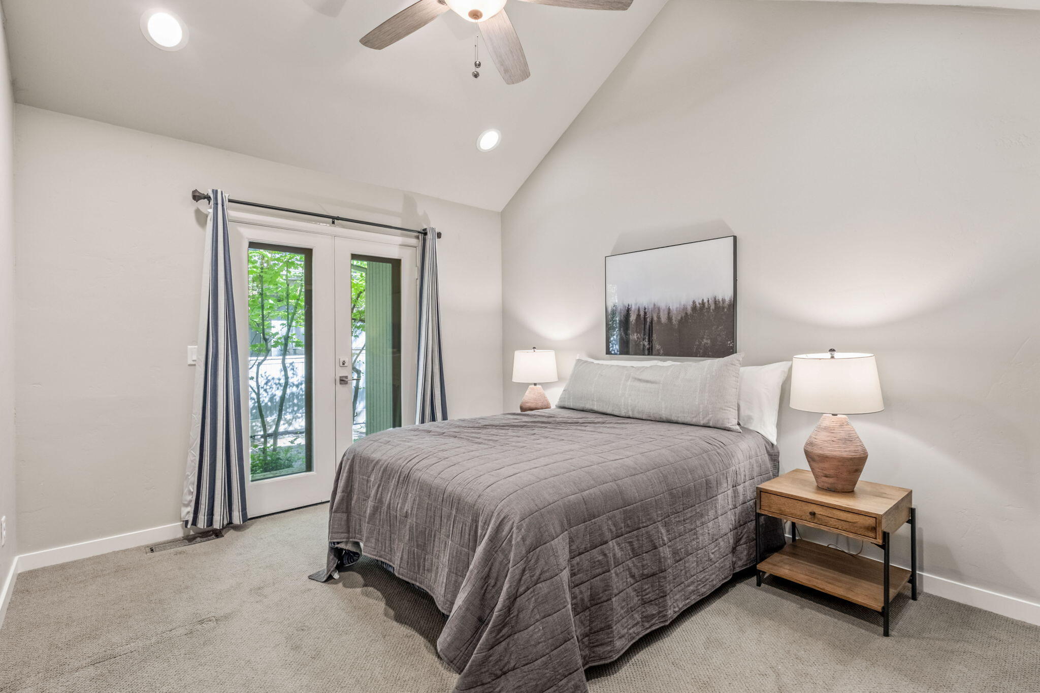 Broken Top - Residential