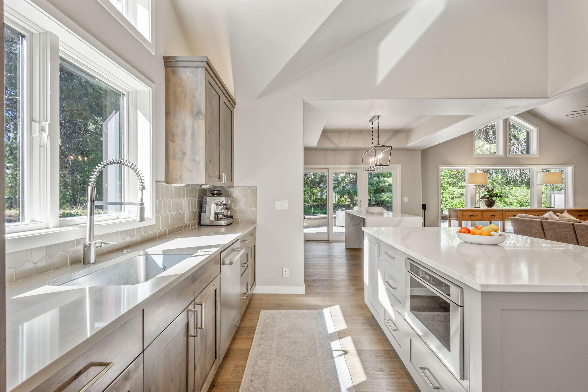 Broken Top - Residential