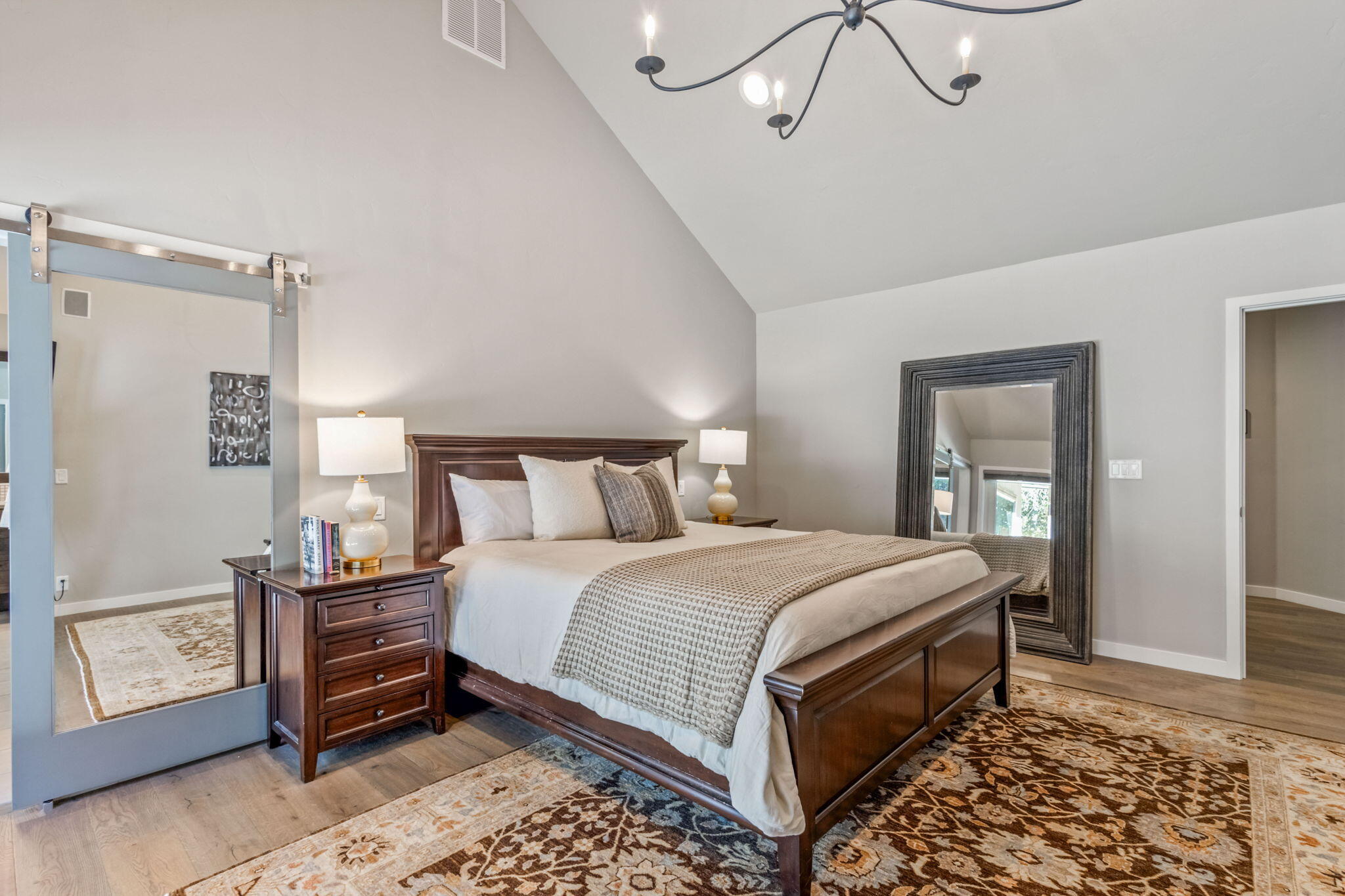 Broken Top - Residential