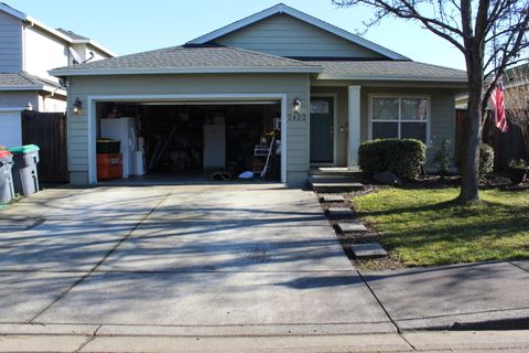 Tiny photo for 2422 Granite Court, White City, OR 97503 (MLS # 220214057)