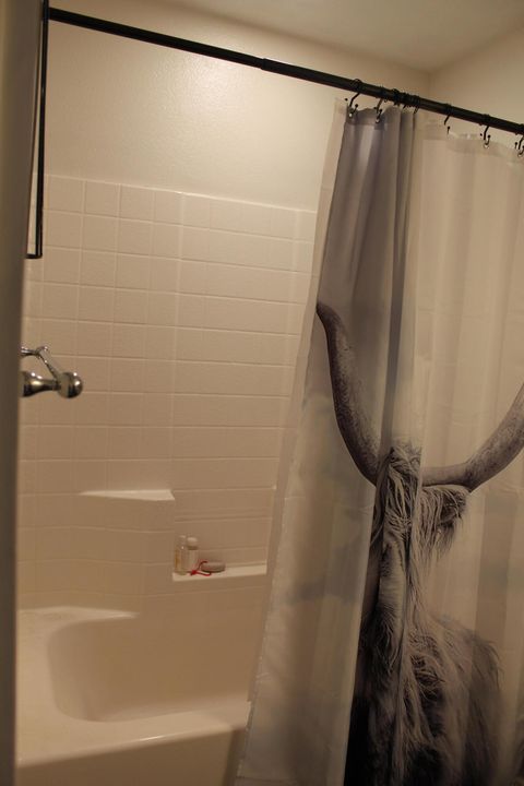 Tiny photo for 2422 Granite Court, White City, OR 97503 (MLS # 220214057)