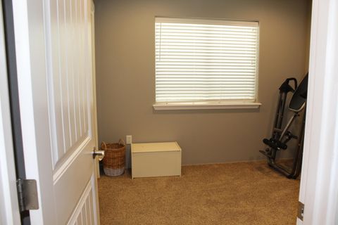 Tiny photo for 2422 Granite Court, White City, OR 97503 (MLS # 220214057)