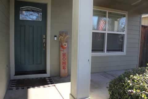 Tiny photo for 2422 Granite Court, White City, OR 97503 (MLS # 220214057)