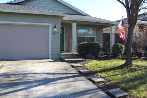 Tiny photo for 2422 Granite Court, White City, OR 97503 (MLS # 220214057)