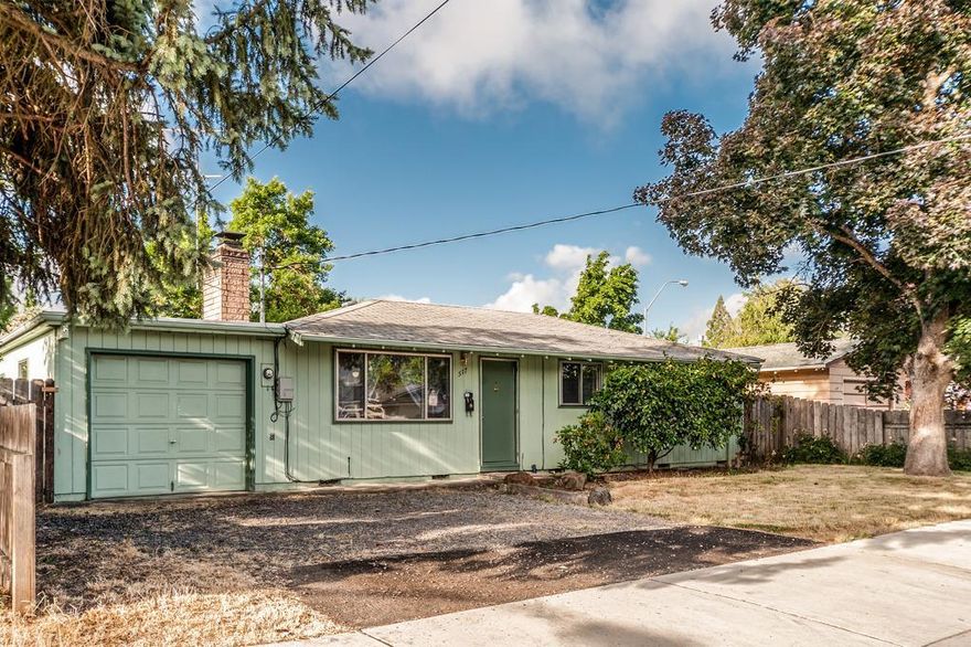 Cute starter home with cozy fireplace. located in a great neighborhood. Short distance to an elementary school and Fichtner-Mainwaring park. Brand new carpet, vinyl and paint throughout home. Huge back yard, completely fenced,shed with power, and fenced garden area. This cutie would be great investment property. New HVAC system in 2010, hardwood floors under carpet. Many possibilities and room to expand.