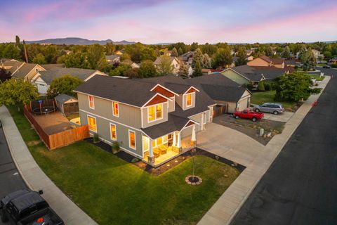 Tiny photo for 2228 NW 22nd Street, Redmond, OR 97756 (MLS # 220220054)