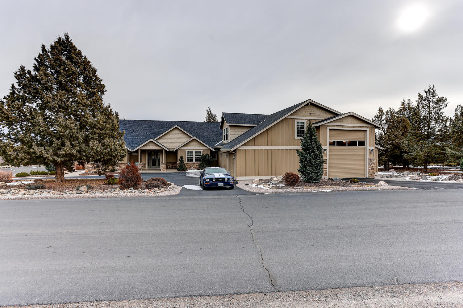 Eagle Crest - Residential