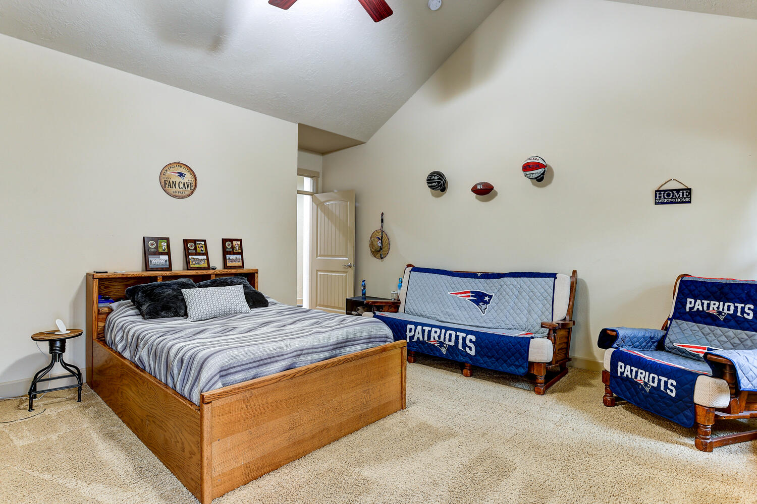 Eagle Crest - Residential