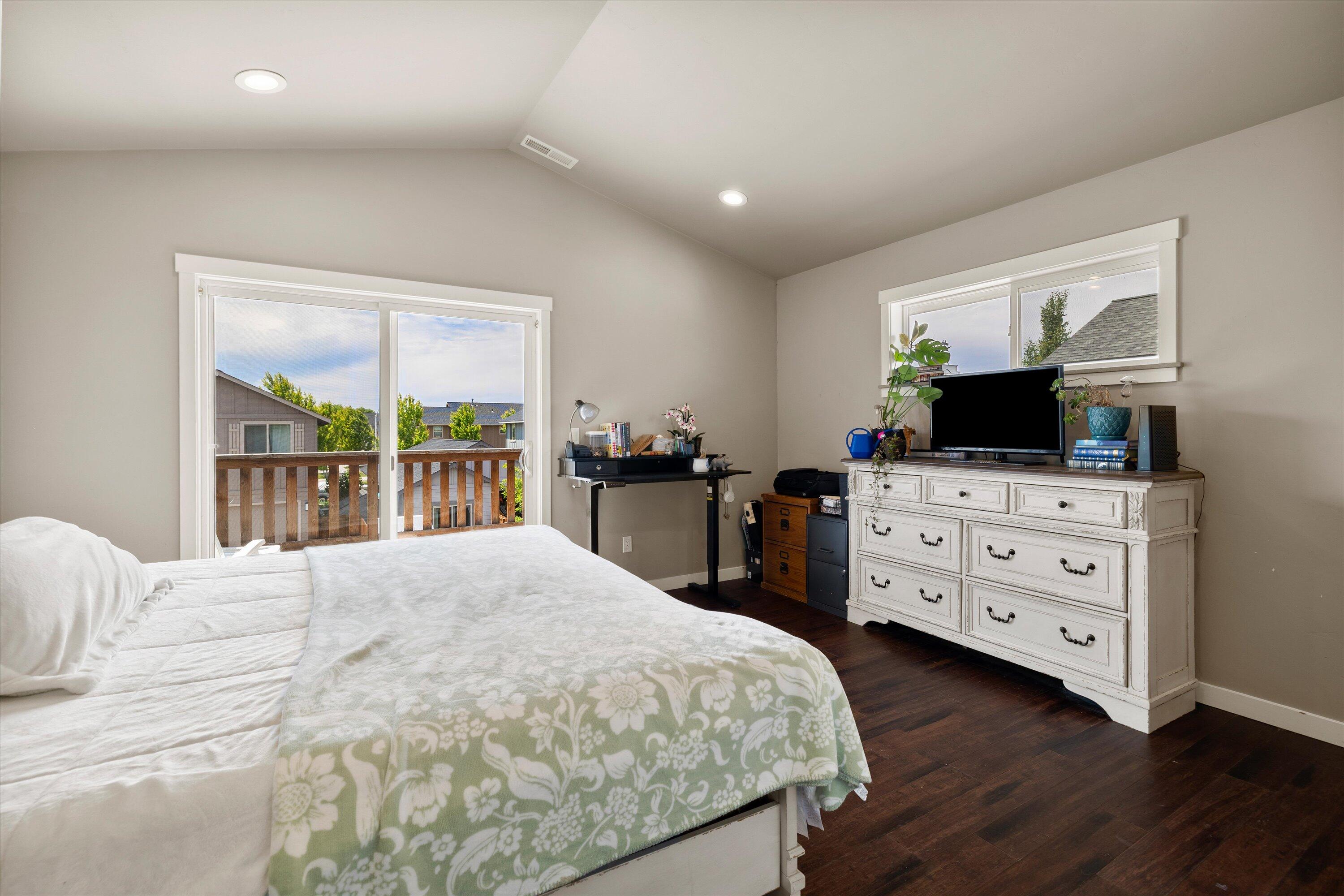 Antler Crossing - Residential