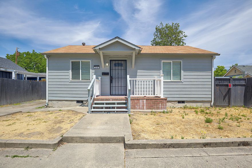 Welcome to this charming 1,344 sq. ft. home featuring 2 generously sized bedrooms, 1 full bathroom, a cozy living room and a spacious family room with classic hardwood floors — perfect for everyday living and gatherings. This home also has efficient split heating/cooling systems and updated vinyl windows. Outside you will find a private backyard with alley access and a large shed, ideal for storage or projects. Located in downtown Grants Pass, you're just moments from shops, restaurants, and local attractions. This home is full of potential and priced to sell! Schedule your tour today!