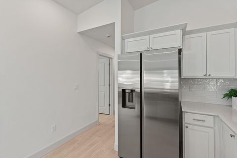 Tiny photo for 4056 SW Obsidian Place #133, Redmond, OR 97756 (MLS # 220210206)