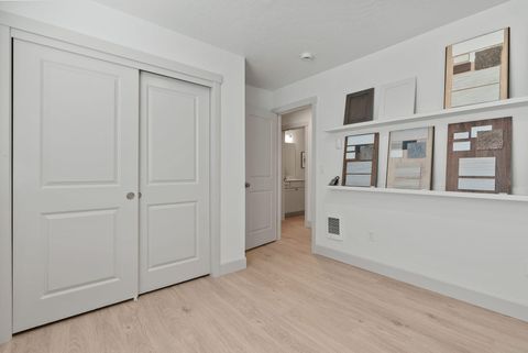 Tiny photo for 4056 SW Obsidian Place #133, Redmond, OR 97756 (MLS # 220210206)