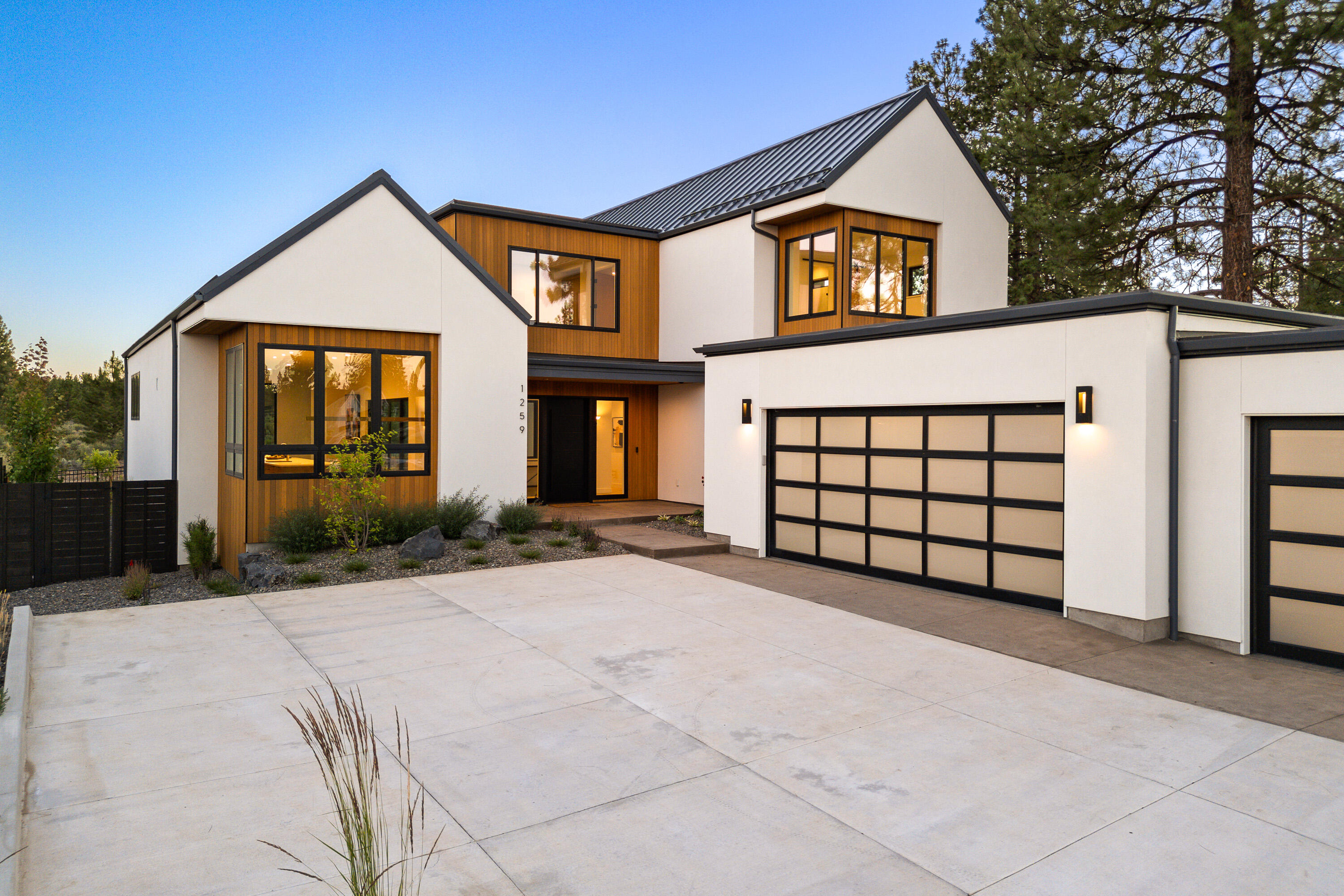 Discovery West Phase 5 - Residential