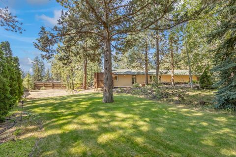 Tiny photo for 61176 Larkwood Drive, Bend, OR 97702 (MLS # 220212906)
