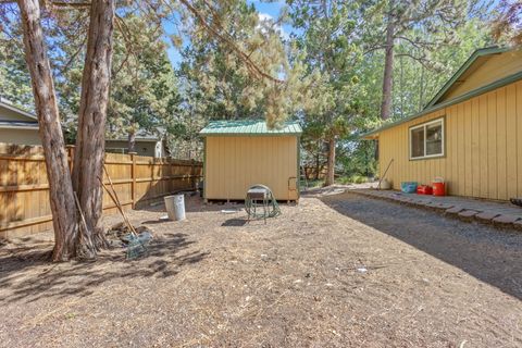 Tiny photo for 61176 Larkwood Drive, Bend, OR 97702 (MLS # 220212906)