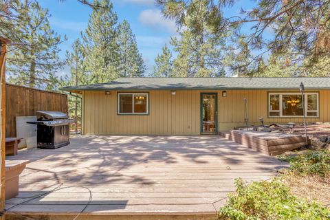 Tiny photo for 61176 Larkwood Drive, Bend, OR 97702 (MLS # 220212906)