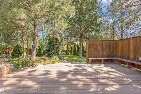 Tiny photo for 61176 Larkwood Drive, Bend, OR 97702 (MLS # 220212906)