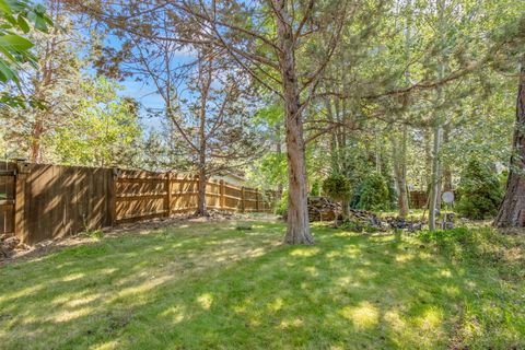 Tiny photo for 61176 Larkwood Drive, Bend, OR 97702 (MLS # 220212906)