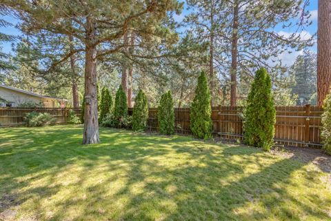 Tiny photo for 61176 Larkwood Drive, Bend, OR 97702 (MLS # 220212906)