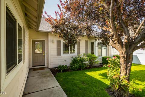 Tiny photo for 3916 SW Sam Snead Court, Redmond, OR 97756 (MLS # 220227357)